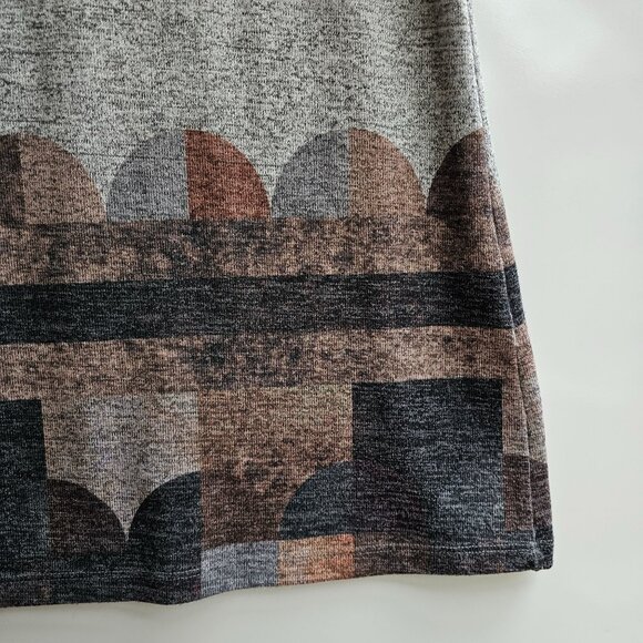 Sleeveless Gray Tunic Top With Abstract Hem Design By Isle - Picture 8 of 8